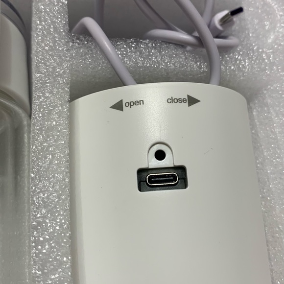 Baby Safe Portable Milk Warmer - Picture 4 of 6